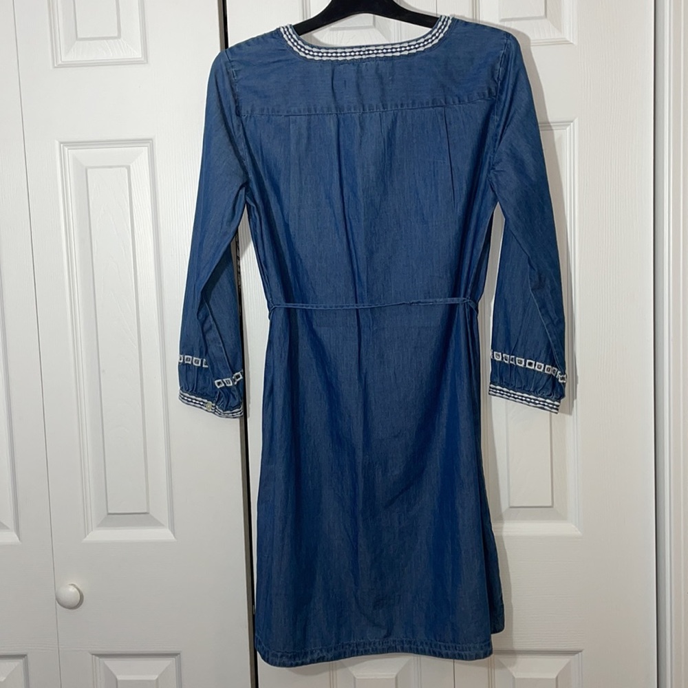 Loft Dress - Picture 5 of 5